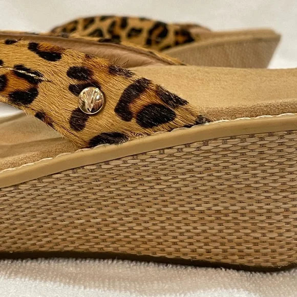 Vionic Grenada Tan Leopard Wedge Sandal size 6 - Picture 12 of 16